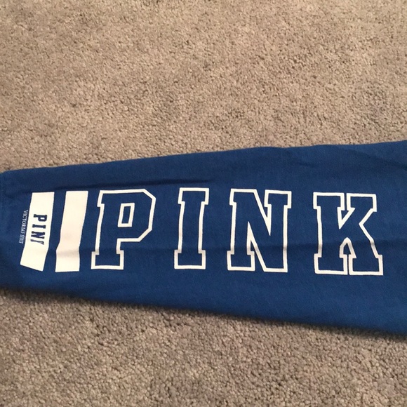 VS Pink sweatshirt - Picture 4 of 5